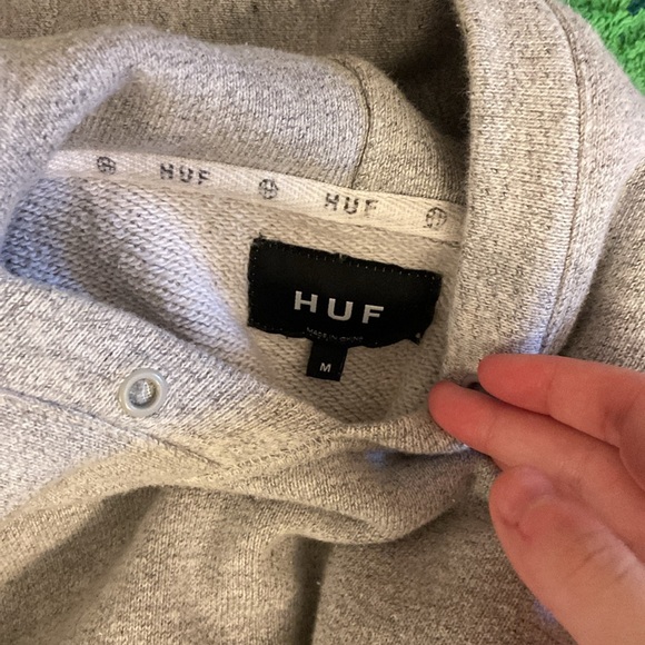 Grey huf sweater - Picture 3 of 3